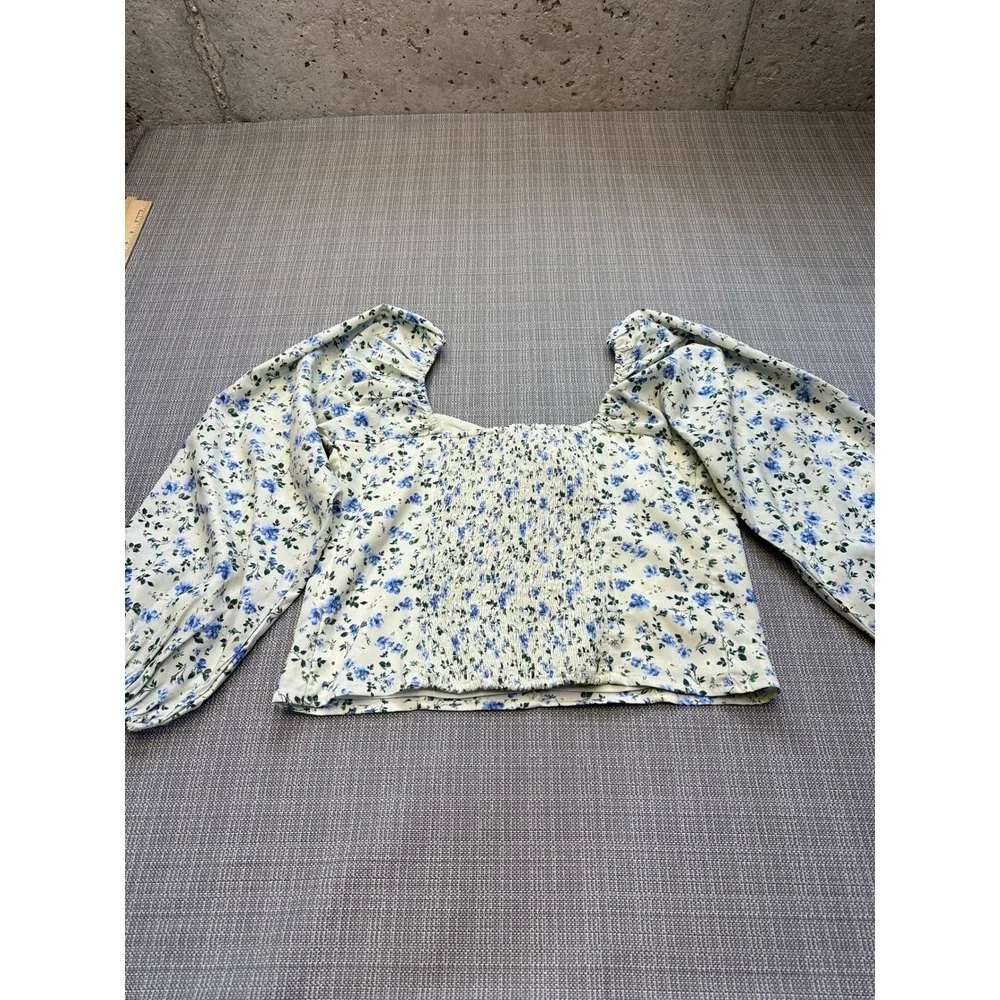 Abercrombie & Fitch Crop Top Large Floral Puff Sleeve Smocked Back Sage Blue